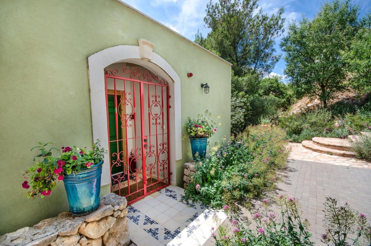 Jasmin Suite סוויטת יסמין Amirim Exterior foto